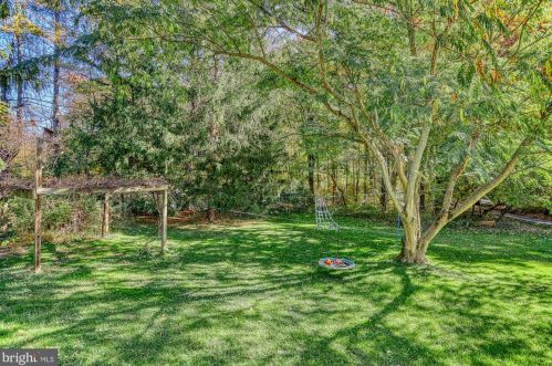 7455 Hillside Dr, Spring Grove PA  17362-8555 exterior