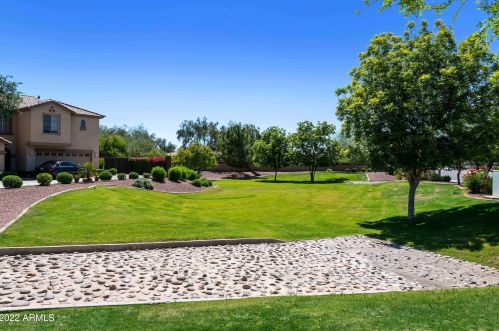 3370 Flamingo Ct, Gilbert AZ 85297-8208 exterior