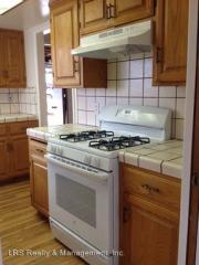 21101 Hacienda Dr, Tehachapi CA  93561-8873 exterior