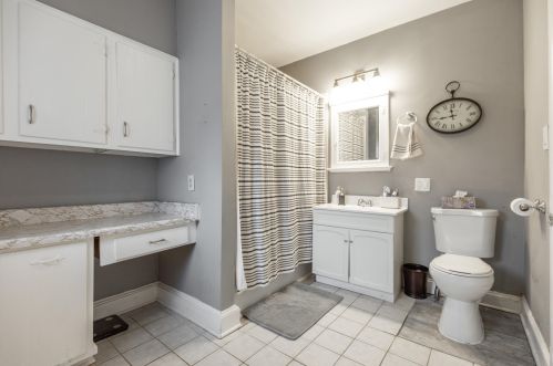 3249 Mckinley Blvd, Milwaukee WI 53208-2959 exterior