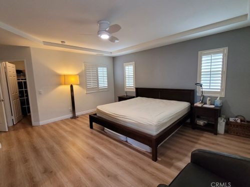 33 Commonwealth, Irvine CA  92618-7003 exterior