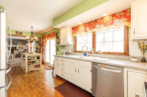 12380 Cavalry Ct, Granger IN  46530-7123 exterior