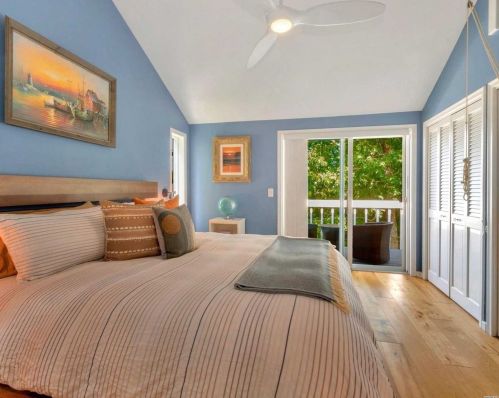 400 Windjammer Dr, Southold NY  11971-2217 exterior