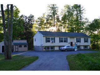 412 River Rd, Epping, NH 03042-5530