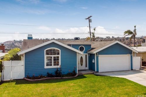 5220 Vanderhill Rd, Torrance, CA 90505-4348