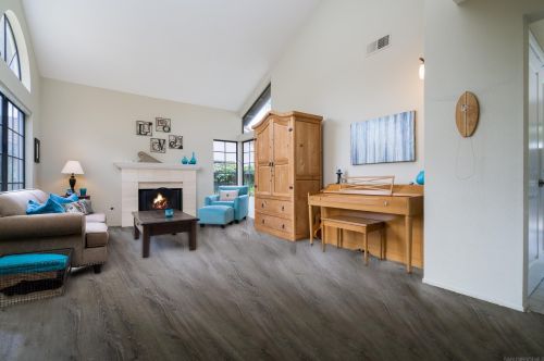 4210 Federman Ln, San Diego, CA 92130-2113