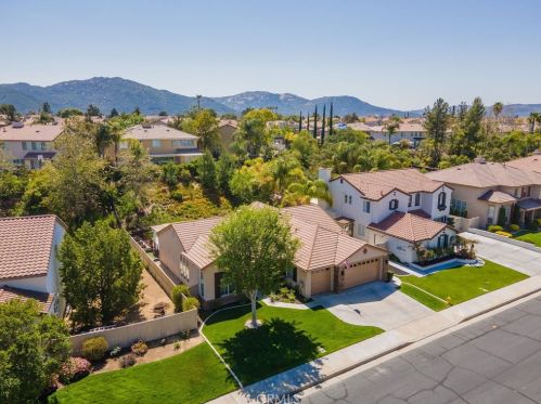 45519 Calle Los Mochis, Temecula CA  92592-1267 exterior