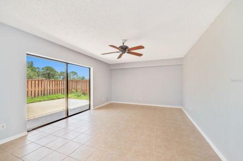 5261 Cypress Ct, Orlando, FL 32811-3093