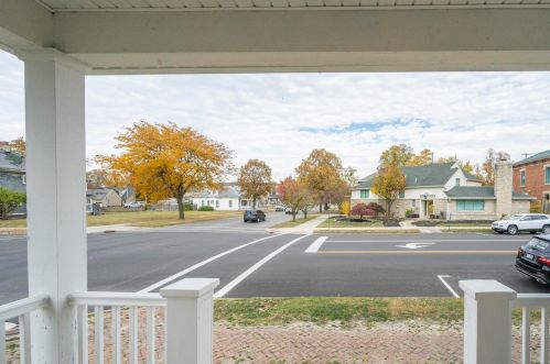 231 Fayette St, Washington Ch OH  43160-1305 exterior