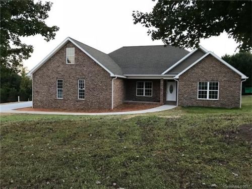 2222 James Way, Statesville, NC 28625-8646