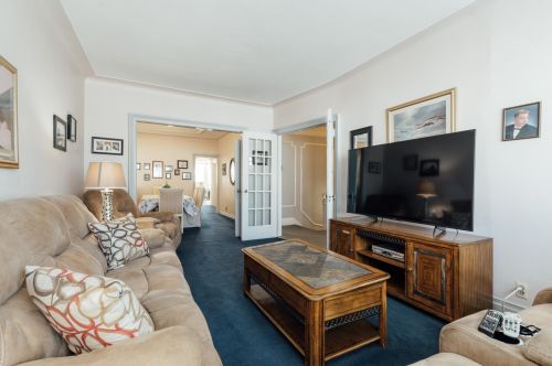 76 45th St, Bayonne NJ  07002-4024 exterior