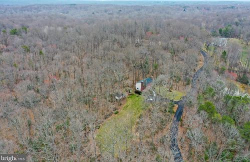 5550 Wide Oak Ct, Woodbridge VA  22192-6036 exterior