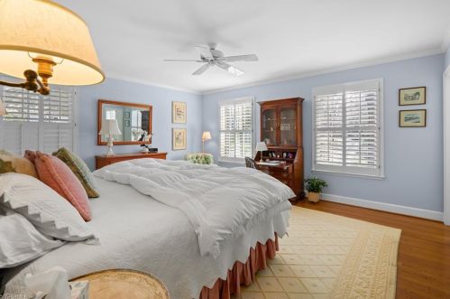 606 Elmwood Dr, Greensboro NC  27408-5005 exterior