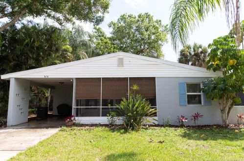 1656 28th Ave, Vero Beach FL  32960-3136 exterior