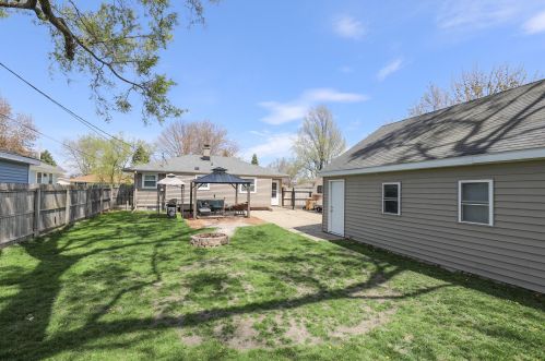 2515 82 St, Kenosha WI 53143-6241 exterior