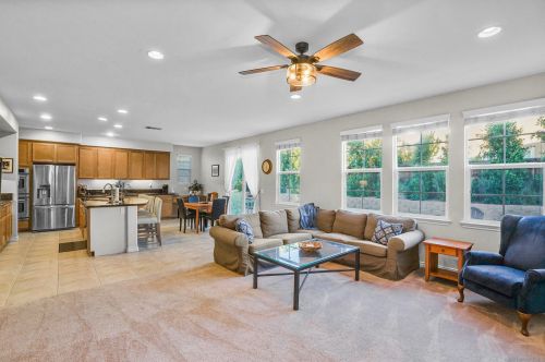 27270 Dayton Ln, Temecula CA  92591-4455 exterior