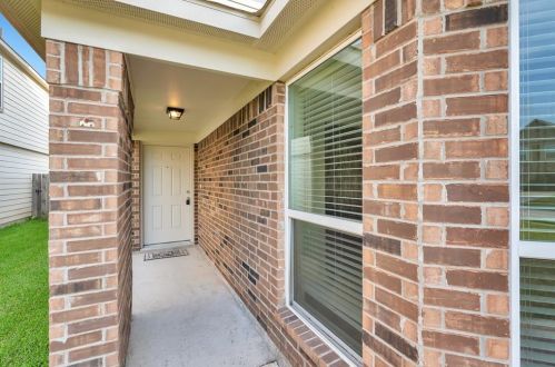 9862 Climbing Tree St, Conroe TX  77385-3793 exterior
