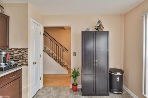 2440 Gillian Ln, Easton PA  18040-5819 exterior