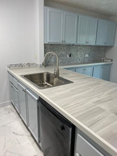 5090 Elmhurst Rd, West Palm Beach, FL 33417-4566