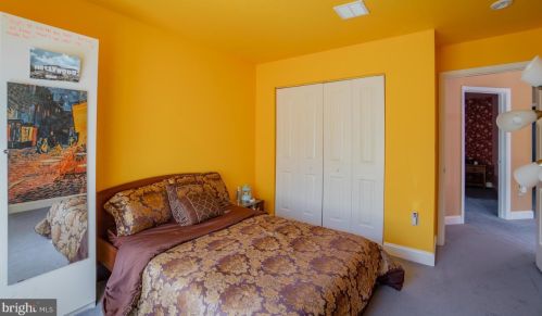 2054 Canyon Creek Rd, Gilbertsville PA  19525-7000 exterior