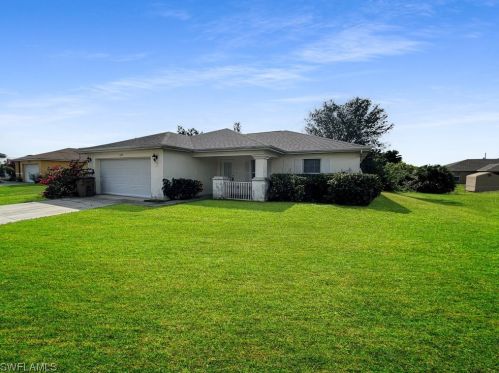 672 Homestead Rd, Lehigh Acres FL  33974-9683 exterior