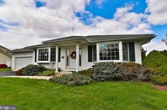 375 Demaria Dr, Easton, PA 18040-7937
