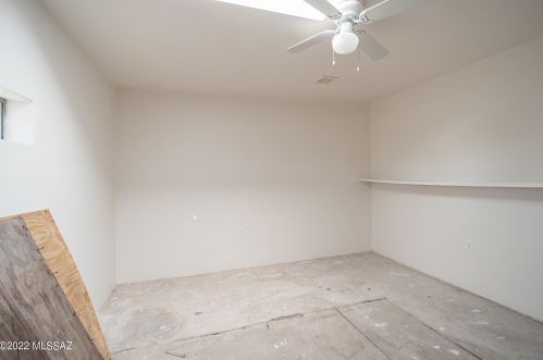 228 29 St, Tucson AZ 85713-2947 exterior