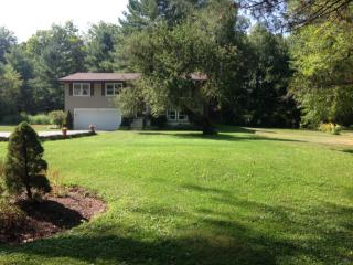 86 Dunlap Farm Rd, Sunderland VT  05250-9612 exterior