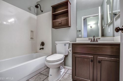 1088 Sierra St, Gilbert AZ  85296-3832 exterior