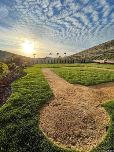 5391 Evening Sky Dr, Simi Valley CA  93063-5744 exterior