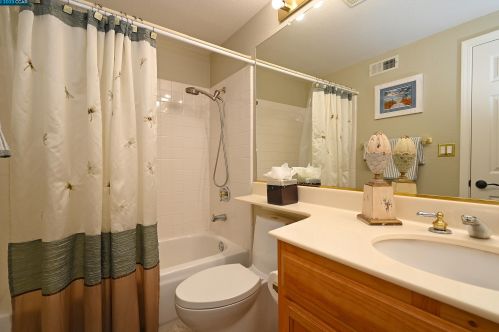 122 Tivoli Ln, Danville CA  94506-4602 exterior