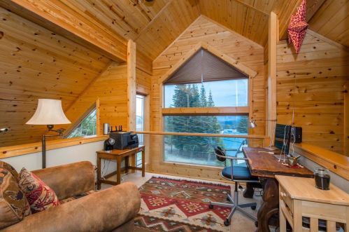 14290 Ski Slope Way, Truckee CA  96161-7009 exterior