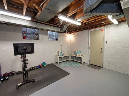 1191 Arrowood Dr, Pittsburgh PA  15243-1801 exterior