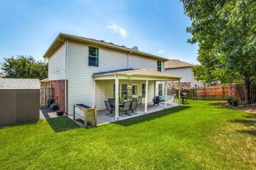 7704 Settlement Dr, Denton TX  76210-7119 exterior