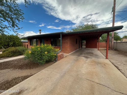 1620 Camilla Blvd, Tucson, AZ 85716-3123