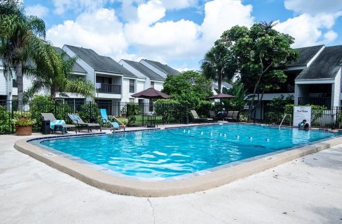 660 Haven Pl, Tarpon Springs FL  34689-4863 exterior