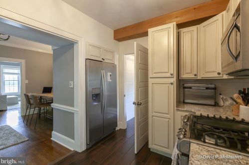 528 Liberty St, Charles Town WV  25414-1830 exterior