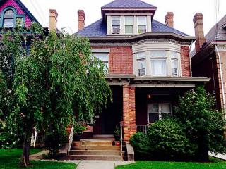 1118 Portland St, Pittsburgh, PA 15206-1502