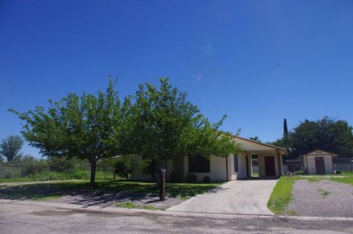 200 Ironwood Ln, Willcox, AZ 85643-2326