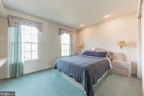 316 Centennial Dr, Blue Bell PA  19422-3219 exterior