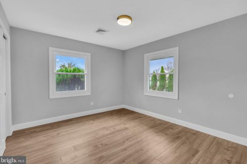 38 Parish Ln, Willingboro NJ  08046-2708 exterior