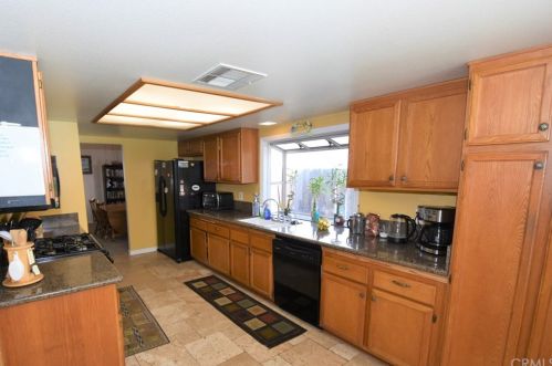 3555 Cherry Blossom Ln, Lake Elsinore CA  92530-1844 exterior