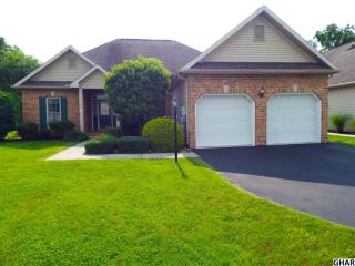 512 Waterside Cir, Lebanon, PA 17042-9487