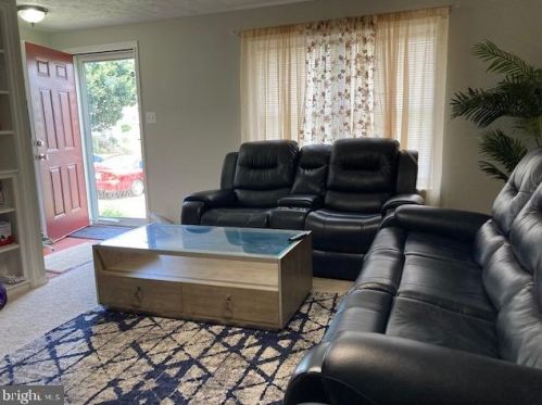 14763 Winding Loop, Woodbridge VA  22191-3448 exterior