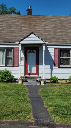 4 5th St, Danbury CT  06810-5704 exterior