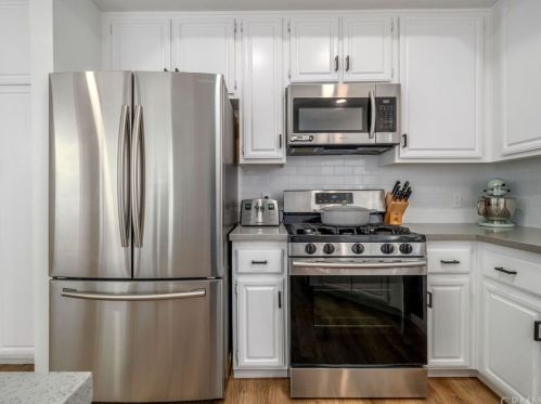 4551 171st St, Lawndale CA  90260-3405 exterior