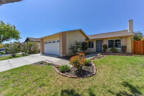 15323 Yukon Ave, Lawndale, CA 90260-2452