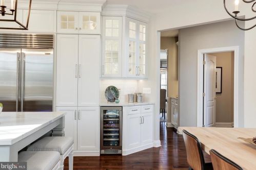 18506 Pelicans Nest Way, Leesburg VA  20176-3963 exterior