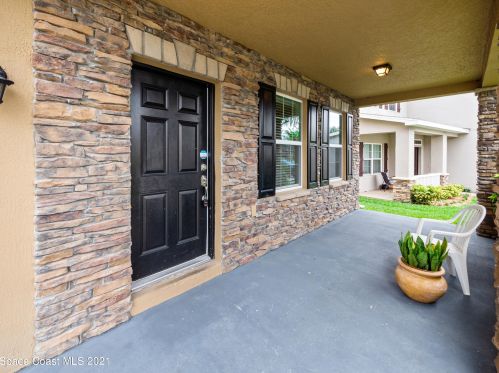 184 Breakaway Trl, Titusville, FL 32780-3265