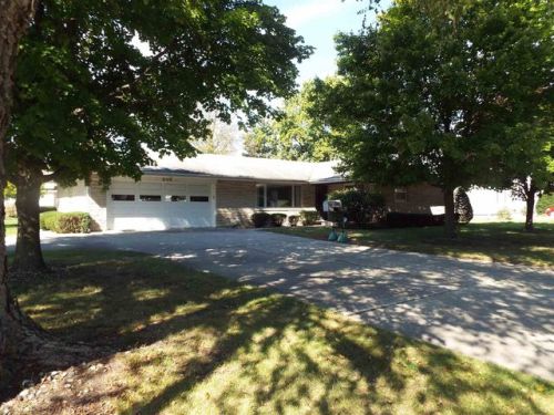 608 Maine St, Remington, IN 47977-8776